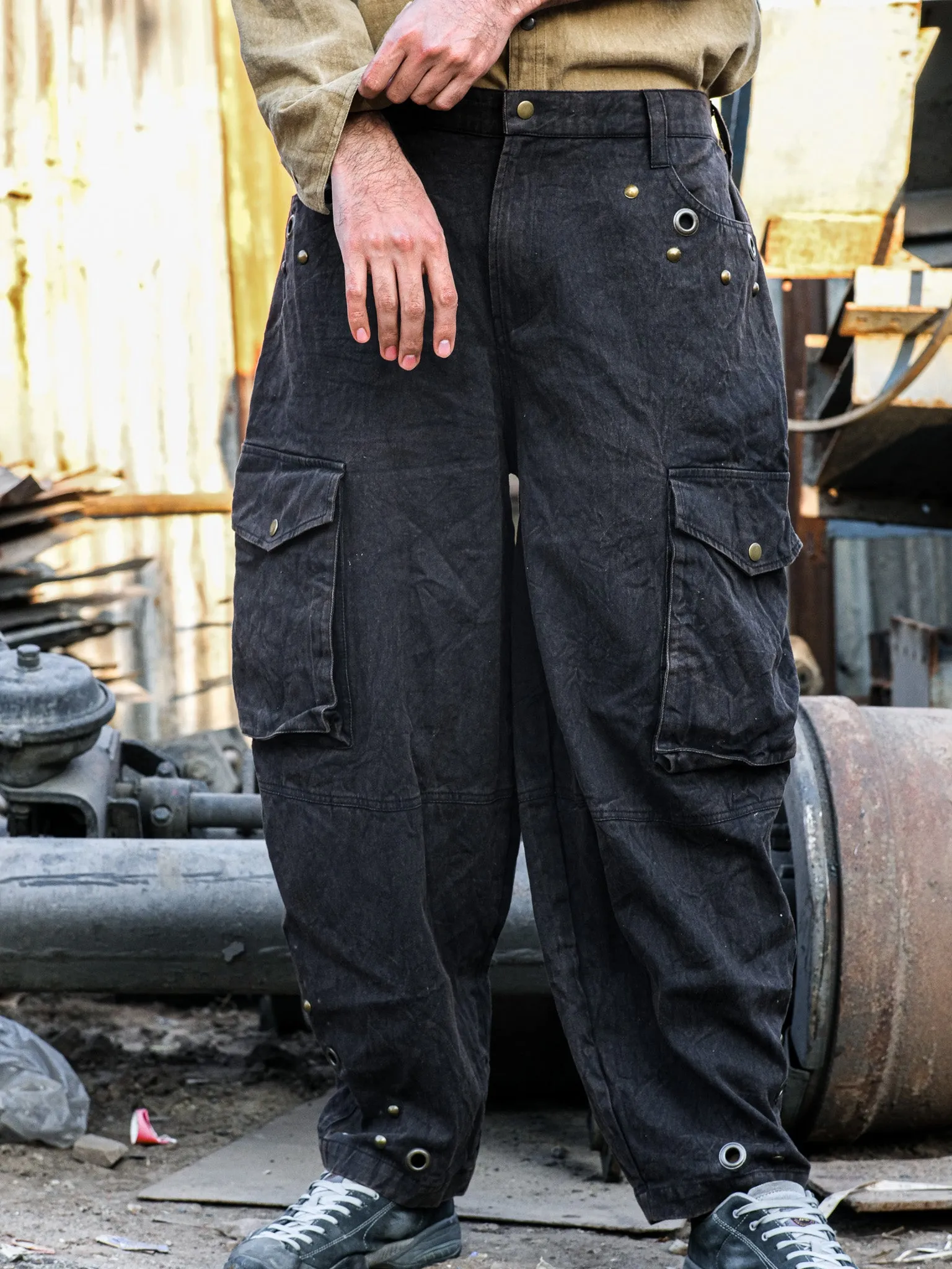 Optimized Scrapper Trousers for Ultimate Performance