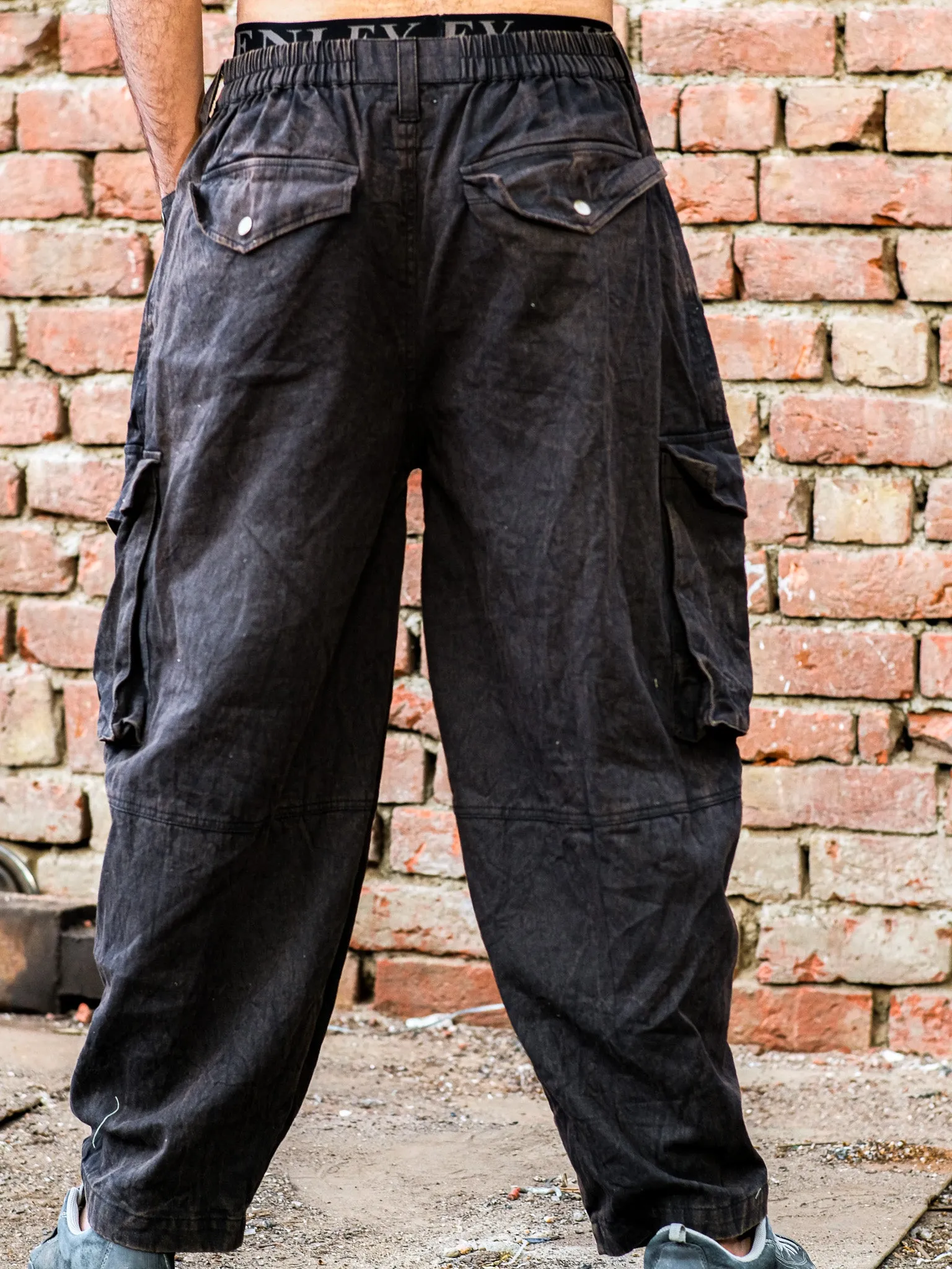 Optimized Scrapper Trousers for Ultimate Performance